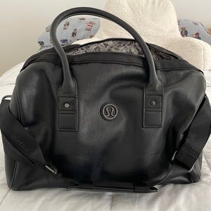 Lululemon duffle bag